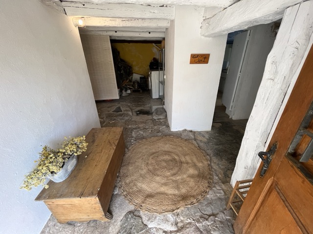 ground floor masia: entrance and storage